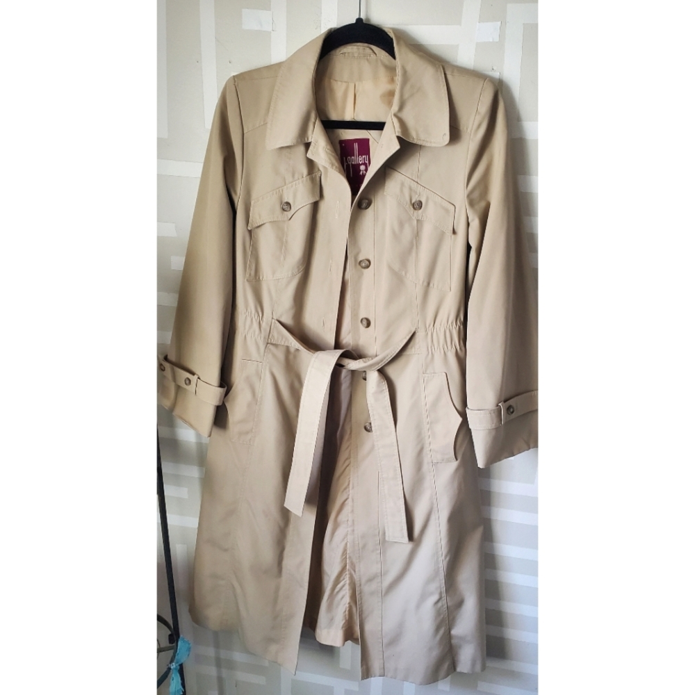 Tan Trench Coat Size 9 M/L